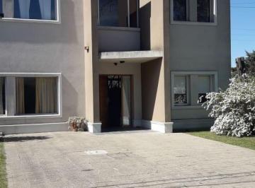 Casa de 5 ambientes, Esteban Echeverría · Hermosa Casa en Venta en El Venado II
