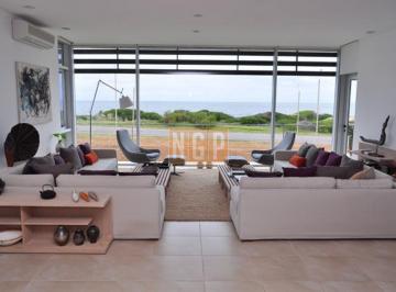 Foto1 · Edificio Frente Al Mar en Playa Brava