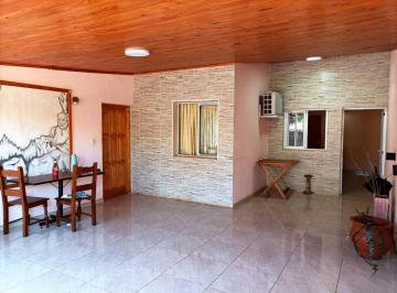 Casa · 180m² · 7 Ambientes · 3 Cocheras · Vendo Casa Tres Dorm. Barrio 100 Viviendas en Aristobulo del Valle Misiones
