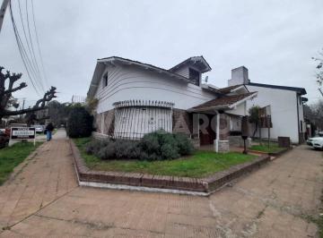 VCO-VCO-650_2 · Casa en Venta, 4 Ambientes, Castelar