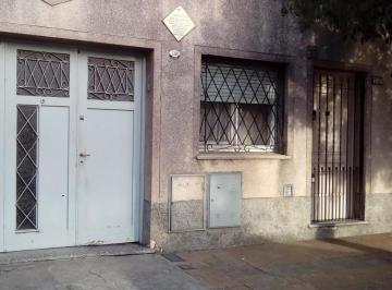 Casa · 120m² · 1 Cochera · San Justo: Casa 3 Amb y Depto 2 Amb - Lote 10x32