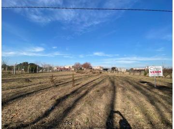 Terreno · 1000m² · Venta de Lote de 1000 m², Calle 116 E/ 109 y 105.