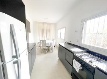 Casa de 6 ambientes, Córdoba · Cerro de Las Rosas. Casa en Venta. 3 Dorm. con Cochera Doble