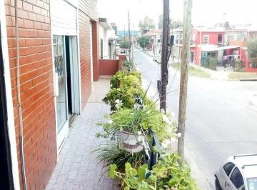 KNK-KNK-4175_2 · Venta Casa 5 Ambientes con 2 Locales, Escucho Ofertas!