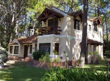 Casa · 167m² · 5 Ambientes · 2 Cocheras · Casa en Venta - Pinamar Norte - Sobre Dos Lotes