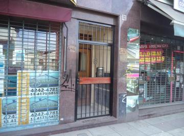 Departamento · 53m² · 4 Ambientes · Dpto 4 Amb en Primer Piso Gran Terraza Propia. Apto Crédito. - Banfield Oeste