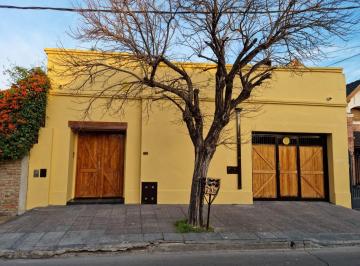 MOA-MOA-501_2 · Casa 4 Ambientes. | Rosales Al 300