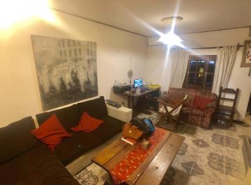 Casa · 170m² · 5 Ambientes · 1 Cochera · Venta Duplex 3 Dorm Barrio San Salvador
