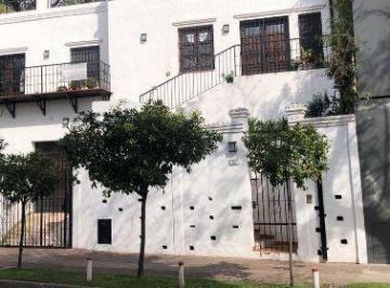 Casa · 231m² · 5 Ambientes · 1 Cochera · Casa en Beccar en Barranca, de 3 Dorm.