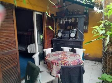 PH de 6 ambientes, Lanús · Venta PH 6 Amb. Rivadavia 1519, Valentín Alsina.