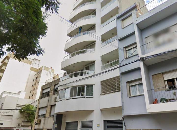 Departamento · 48m² · 3 Ambientes · 1 Cochera