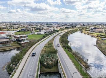 Terreno · 574m² · Lote en Venta con Financiación en Puertos Barrio Acacias