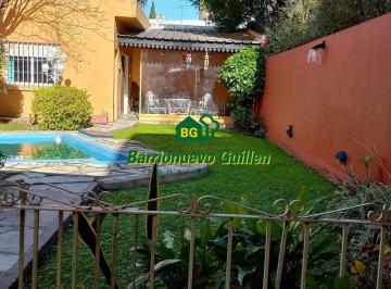 Casa de 5 ambientes, Tres de Febrero · Venta - Magnifica Casa 5 Amb - 8,66 X 43,30 - Sabato 3460 - Santos Lugares