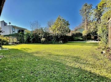 Terreno · 297m² · Lote de 297 m² en Venta - Acassuso - Inmejorable Ubicación!