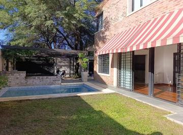 Casa de 6 ambientes, Córdoba · Casa Amoblada con Pileta y Jardìn - Valle del Cerro, a m del Río.