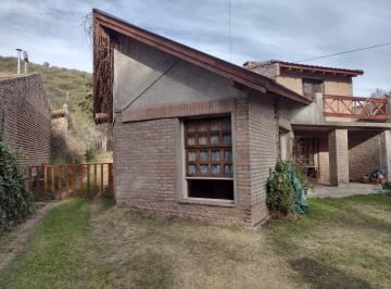 Casa · 195m² · 2 Dormitorios · 2 Cocheras · Vendo Casa en La Cumbre