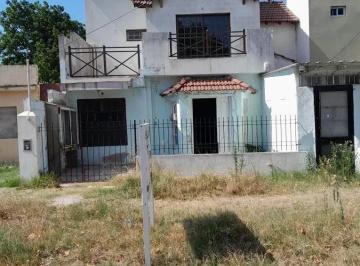 KNK-KNK-4178_2 · Oportunidad Venta Casa 4 Ambientes en Ituzaingo Norte