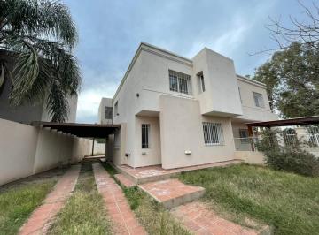 Foto · Duplex en Jardines del Jockey Ubicacion Central