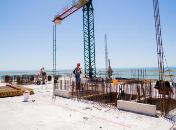 Departamento · 86m² · 3 Ambientes · Venta 3 Ambientes Frente Al Mar en Pozo Varese Unico