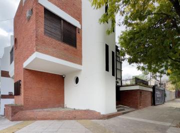 Casa · 200m² · 5 Ambientes · 1 Cochera · Venta Casa 5 Ambientes Terreza y Cochera Saavedra