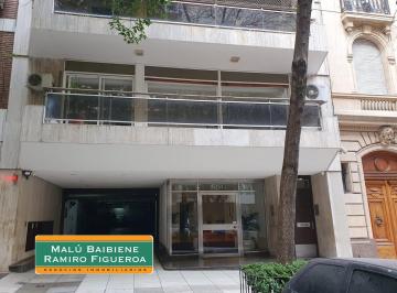 Departamento de 7 ambientes, Recoleta · Edificio de Categoría Ubicado en La Isla. La Mejor Zona de Recoleta. con Cochera