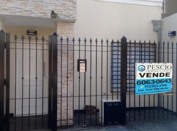 Casa · 100m² · 3 Ambientes · 1 Cochera · Casa Reciclada a Nuevo en Muñiz