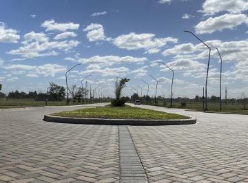 Terreno · 300m² · Terreno Comercial 300 m² Sobre Av Principal - Ecotierra - Pueblo Esther - Distrito Cero