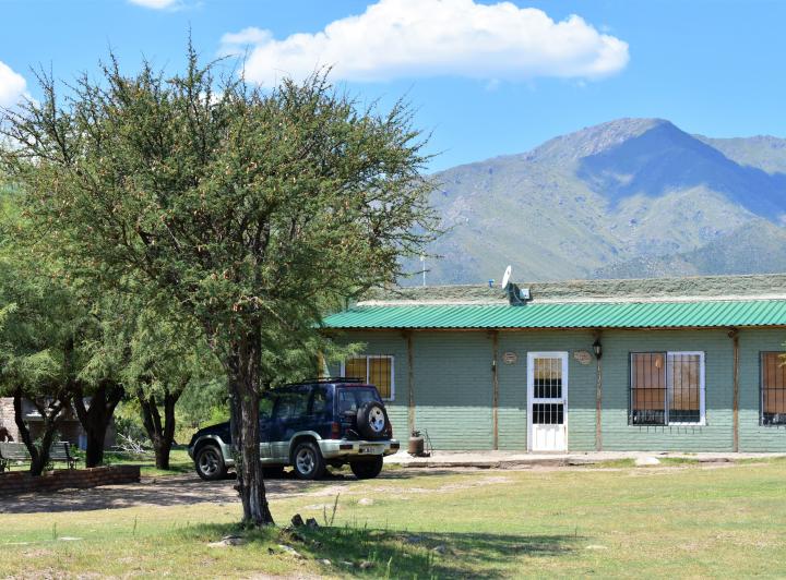 Campo · 350m² · 10 Ambientes · 3 Cocheras
