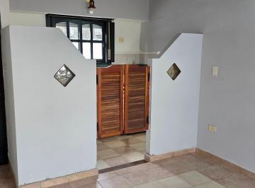 PH de 3 ambientes, Tres de Febrero · Muy Buen Departamento Tipo Casa 3 Ambientes con Patio Propio Descubierto