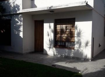 PH · 90m² · 5 Ambientes · Excelente PH de 4 Dorm. y 2 Baños. Turdera