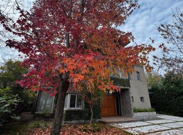 Casa de 6 ambientes, Tigre · Barrio Solares del Talar - Casa en Alquiler U$s 2.900