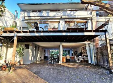 Casa · 423m² · 5 Ambientes · 2 Cocheras · Casa Moderna 6 Ambientes en Venta Beccar - Boating - Río, San Isidro