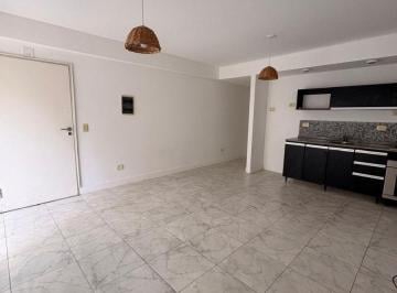 Departamento de 1 ambiente, Núñez · Departamento en Alquiler en Núñez, Monoambiente con Amplio Patio