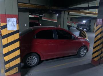 Garage , Almirante Brown · Cochera (Muy Buena Ubicación)