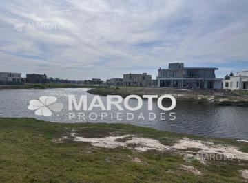 Terreno · 858m² · Lote en Venta en El Naudir - Maroto Propiedades