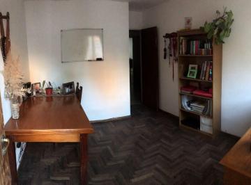 Departamento de 3 ambientes, Córdoba · Venta Departamento 3 Dorm. Cochera y Patio - Alto Alberdi - Córdoba