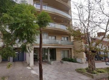 Departamento de 2 ambientes, Lomas de Zamora · Depto 2 Amb + Cochera San Martin 356