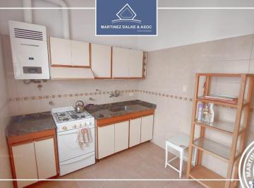 Casa · 100m² · 4 Ambientes · Alberdi - Casa Tres Dorm. y Dos Baños!
