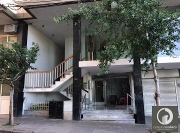 Departamento · 75m² · 6 Ambientes · Departamento Venta 3 Dorm. Vista Al Rio Barrio Martin Centro Rosario