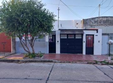 frente · Tres Propiedades en Sargento Cabral - Ideal Para Inversión