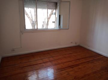 Departamento de 2 ambientes, Barracas · Venta Departamento de 2 Ambientes. Muy Luminoso. con Renta