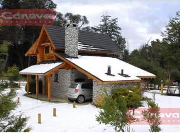Casa · 161m² · 4 Ambientes · 1 Cochera · Casa - Villa La Angostura
