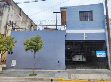 Casa de 7 ambientes, Córdoba · Oportunidad! Se Vende Casa, 2 Departamentos y Monoambiente