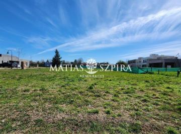 Terreno · 600m² · Venta de Lote en Solar de Alvarez