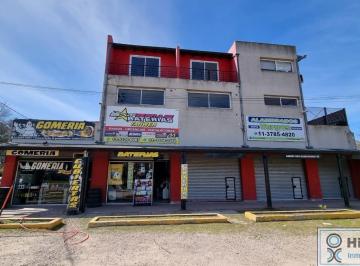 Local comercial · 515m² · 8 Ambientes · Excelente Oportunidad Para Inversores! Venta en Bloque, Múltiples Rentas 5 Locales y 3 Duplex.