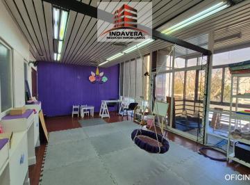 Oficina comercial de 6 ambientes, General San Martín · Oficina 199 m² Tot con 2 Cocheras – Sum – Balcón Al Frente. San Martín Centro