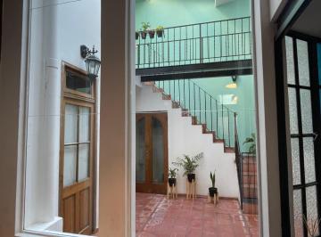 PH de 4 ambientes, Villa del Parque · Hermoso PH de 4 Ambientes + Escritorio Cochera con Renta Hasta Sept 2026!