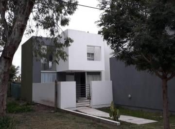 Casa de 4 ambientes, Villa María · Se Vende Duplex - Vista Verde
