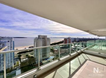Foto1 · Apartamento de Dos Dorm. con Parillero en Venta, Playa Mansa.