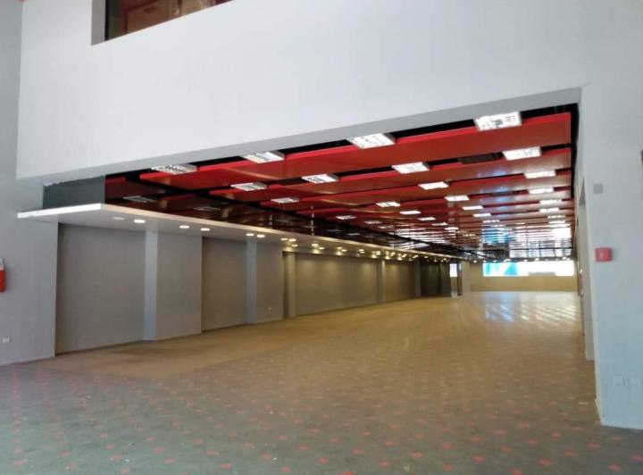 Local comercial · 1309m² · 15 Ambientes